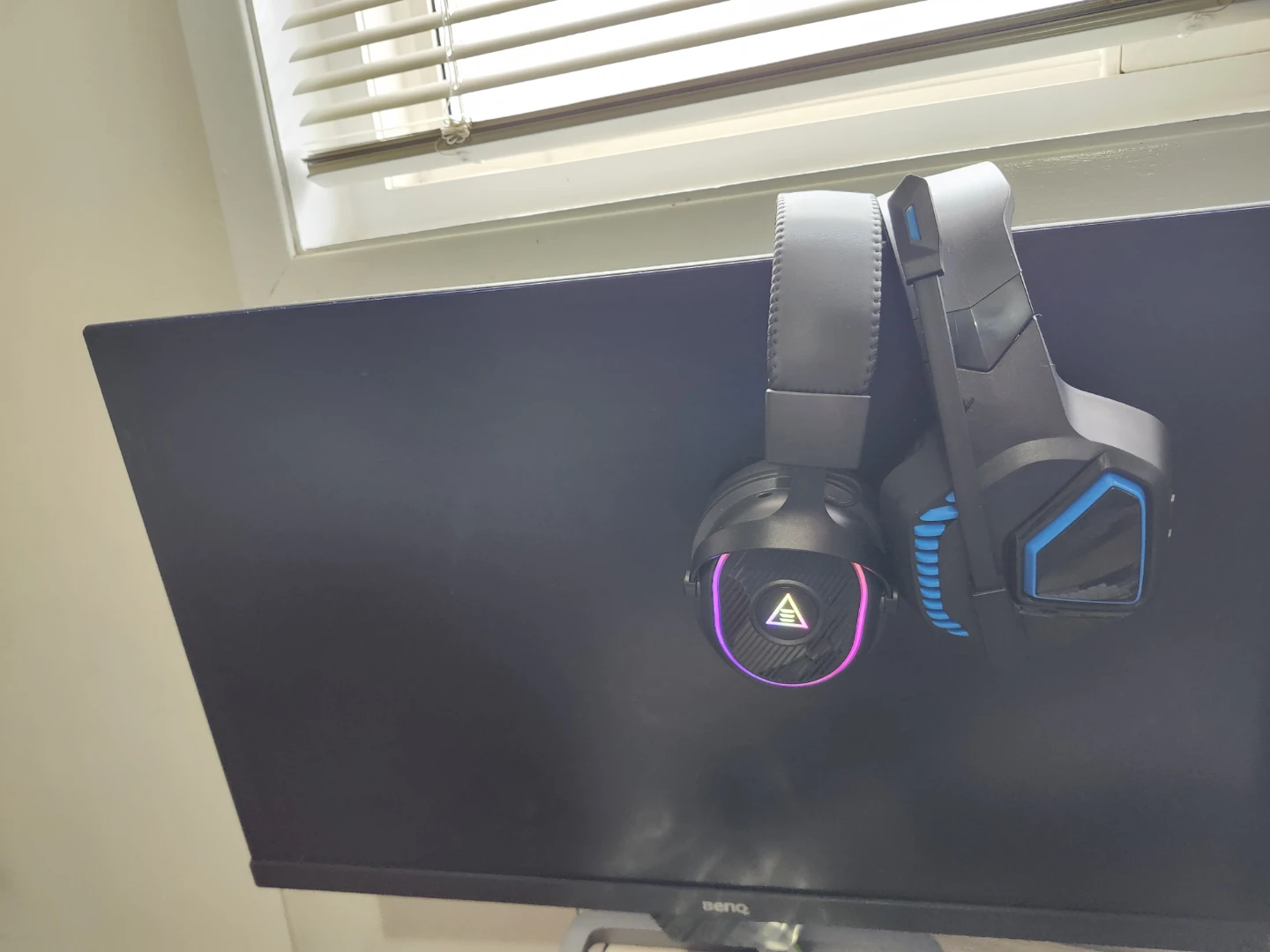 Two gaming wireless headsets - photo 2