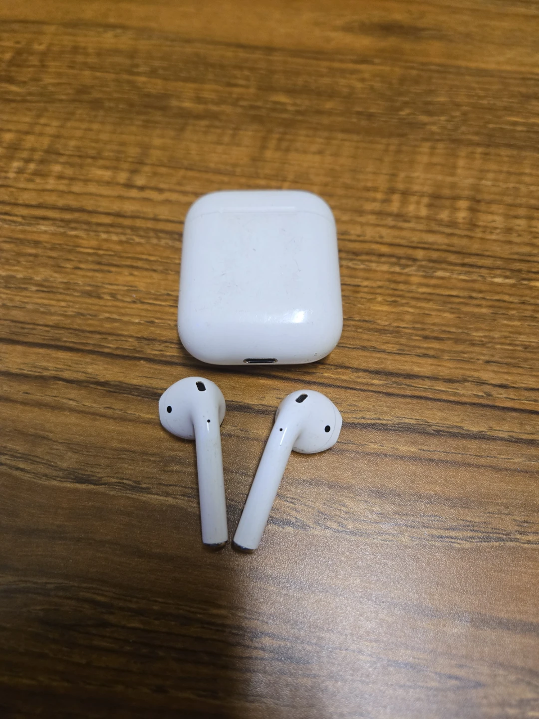 Apple AirPods (2nd Generation) with Charging Case