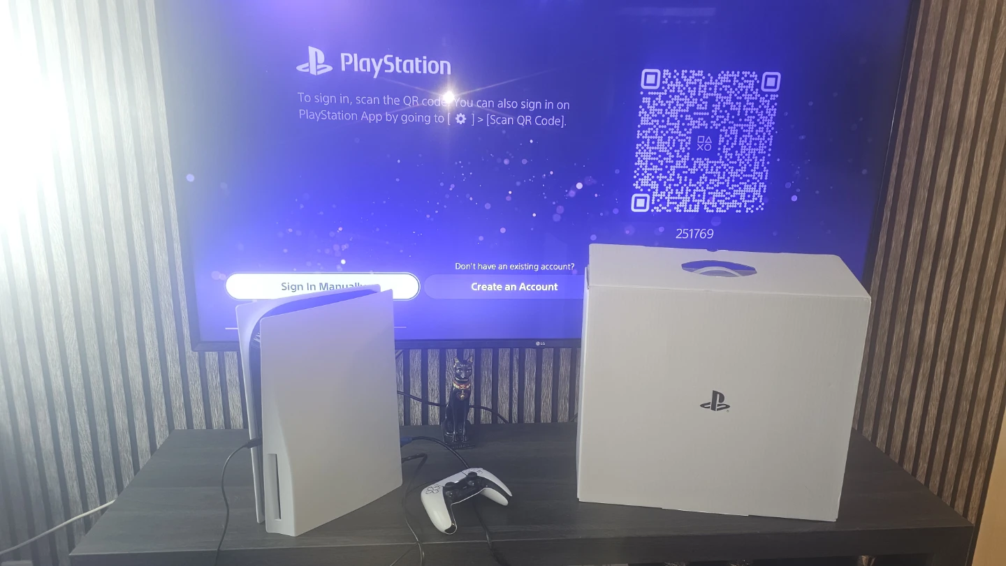 PlayStation 5 Console with Controller and Box - photo 3
