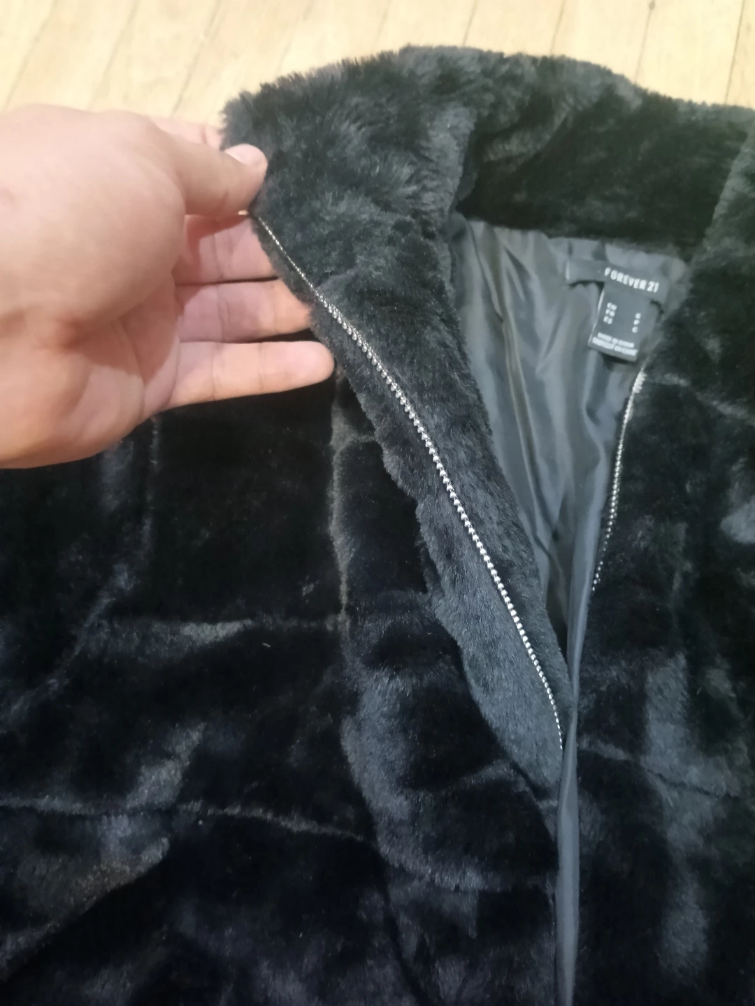Forever 21 Black Faux Fur Jacket - photo 3