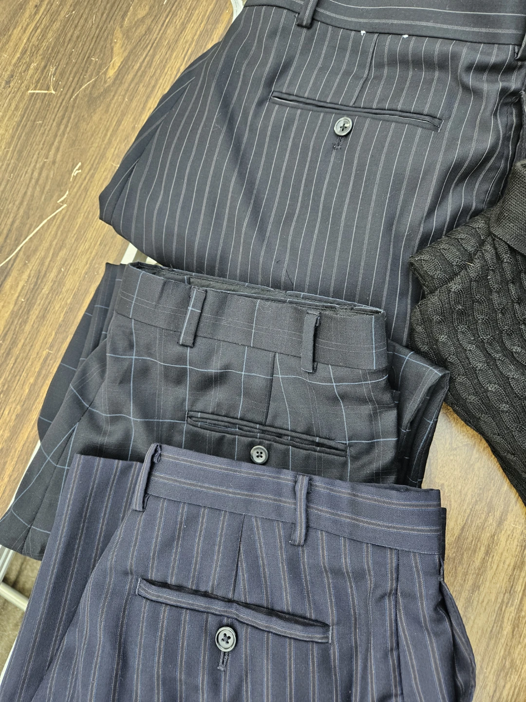 11 made in italy pants size 36 and 2 sweaters xlarge - photo 4