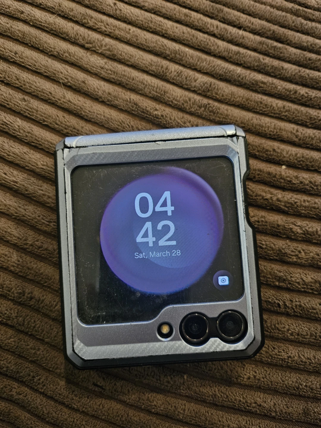 Z FLIP 5 WITH Mech Series Flip Phone Case - photo 2