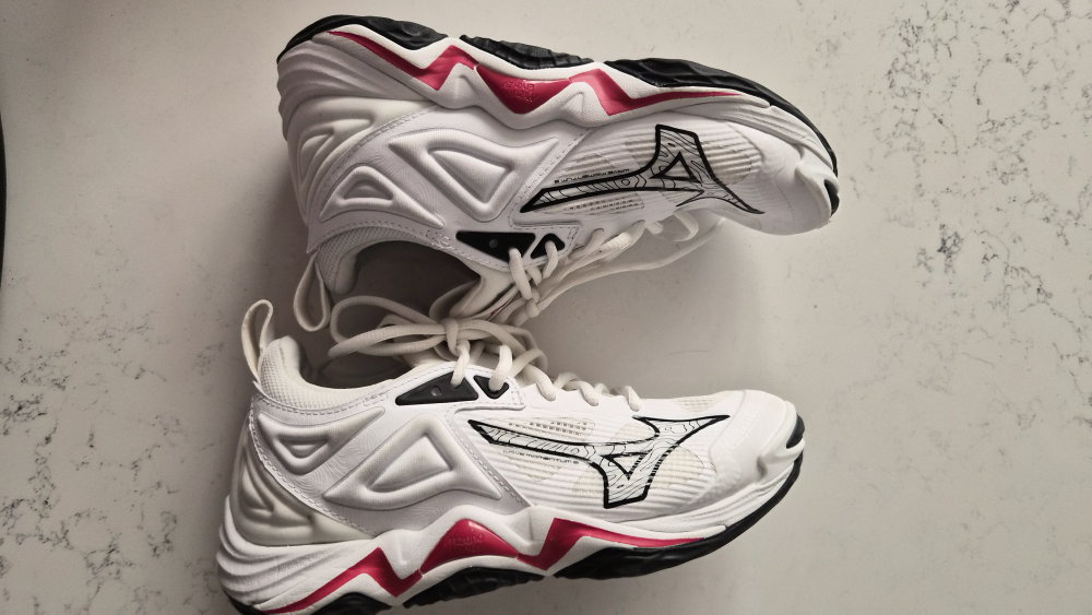 Volleyball Shoes Mizuno Wave Momentum 3 Team Canada W size 6 - photo 3