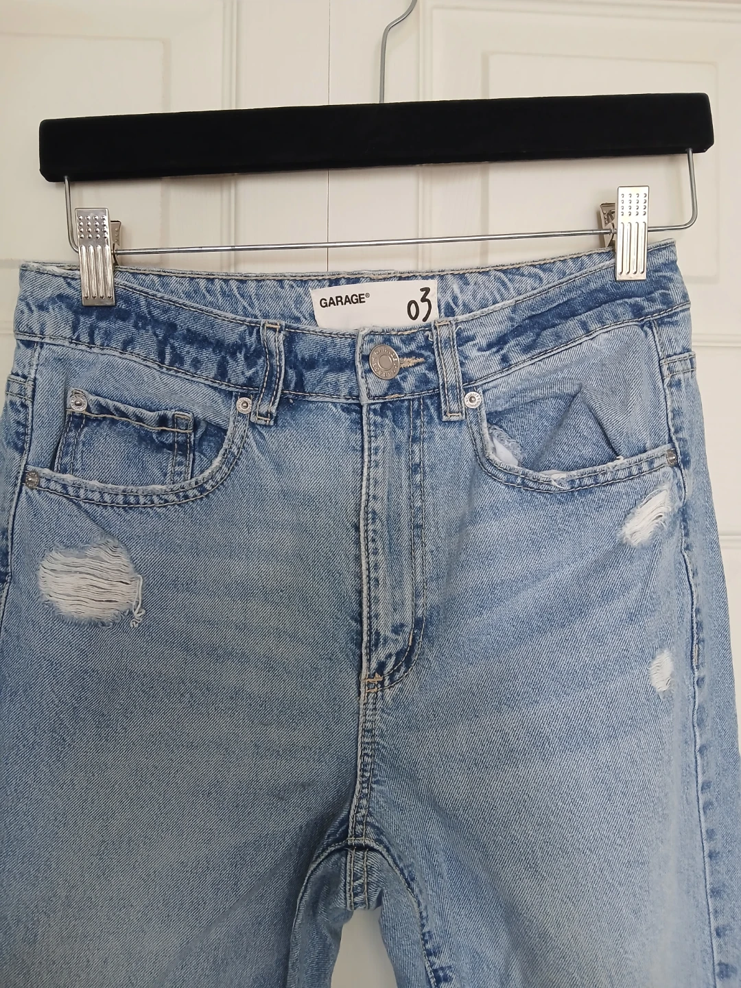 Garage distressed light jeans, size 4 - photo 3