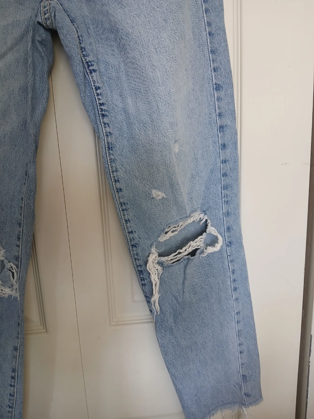 Garage distressed light jeans, size 4 - photo 4