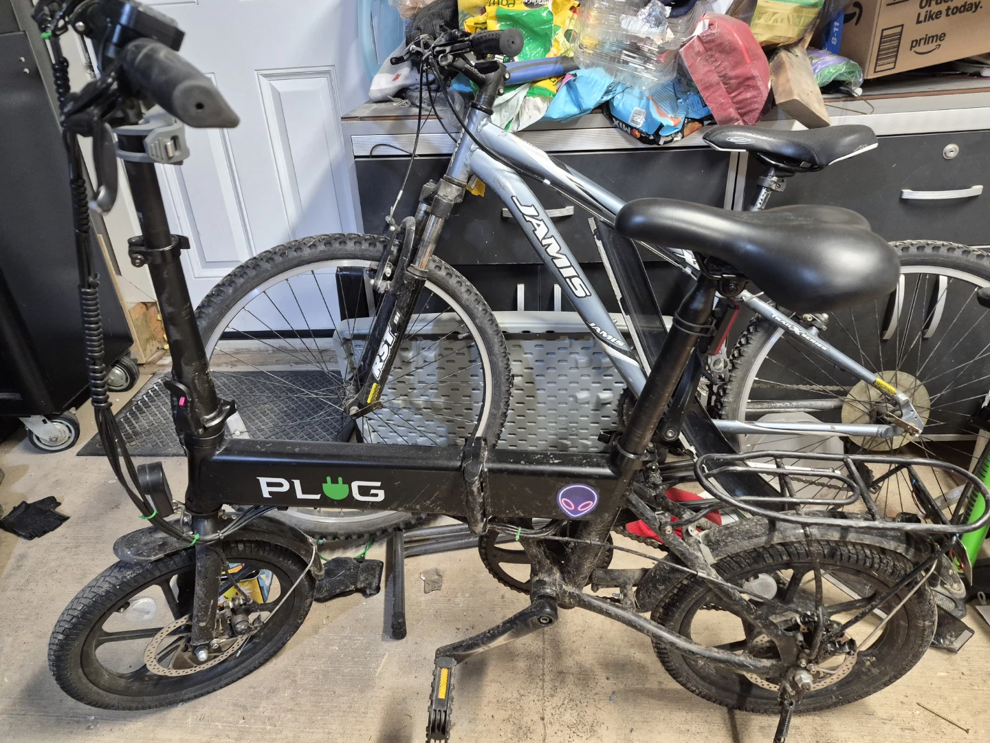 PLUG Folding Electric Bike