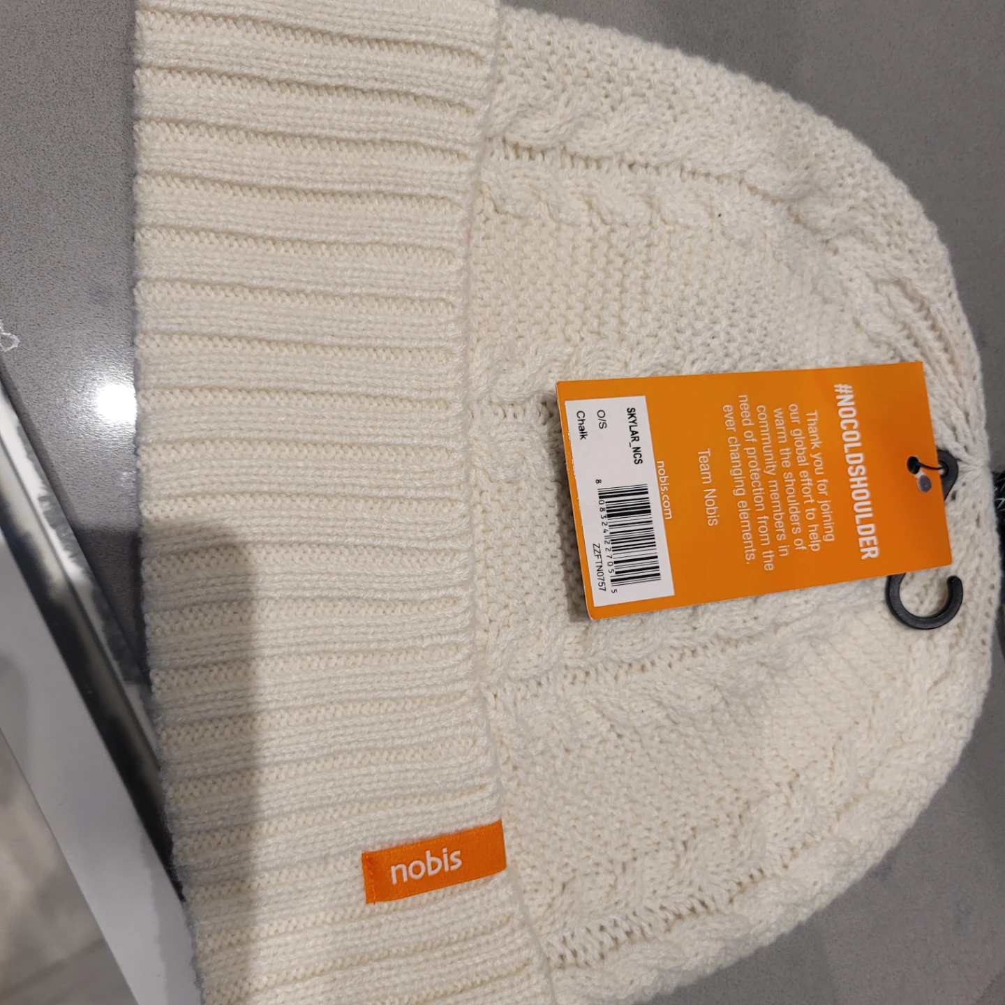 BNWT $50 Nobis White Cable Knit Beanie