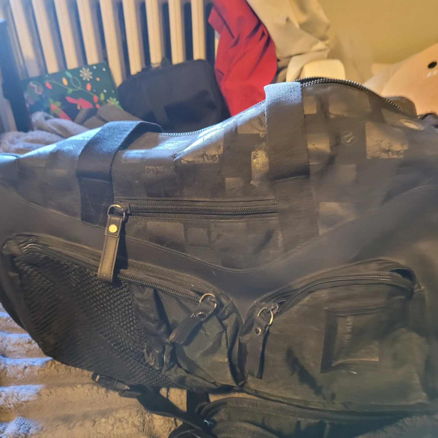 $100 Lululemon Black Backpack /Duffel Bag - photo 2