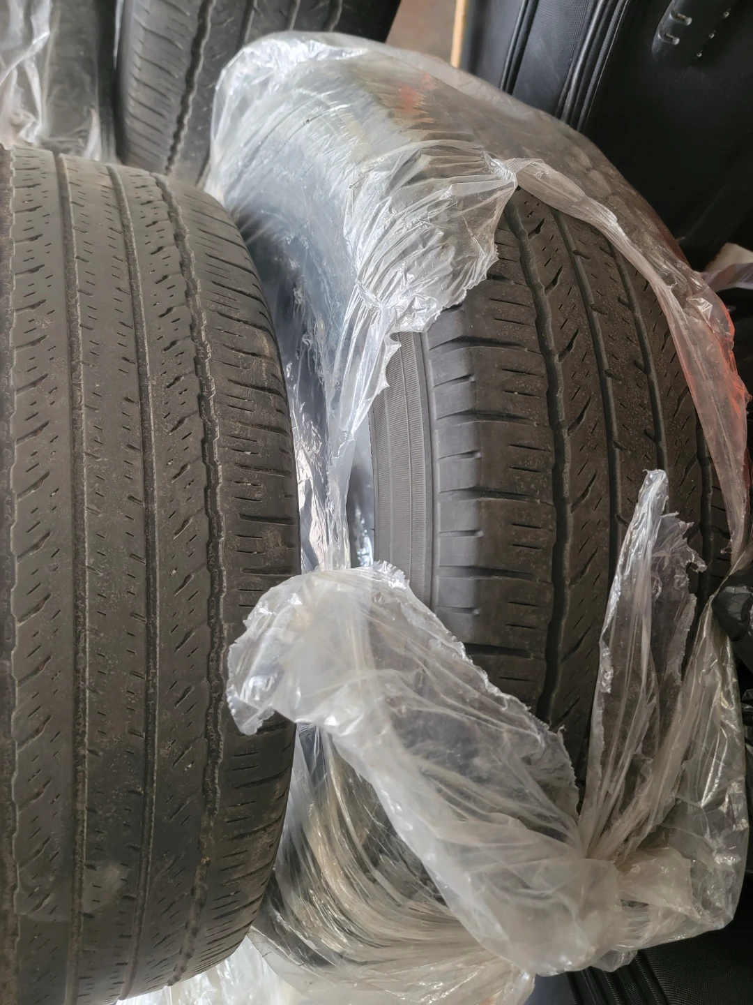 Set of 4 Toyo P225/55R19 99V Tires - photo 3