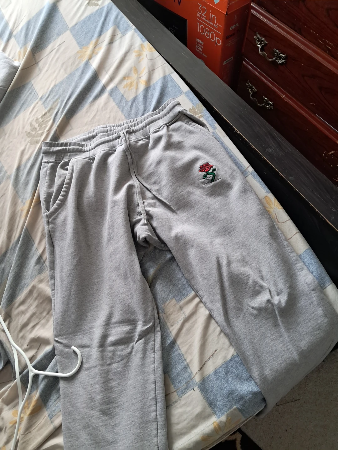 Grey Sweatpants with Rose Embroidery - photo 2