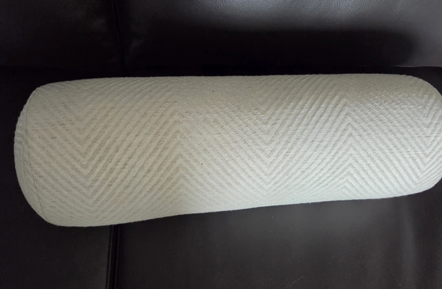 #🤎🥕FREE Bolster Pillow - photo 3
