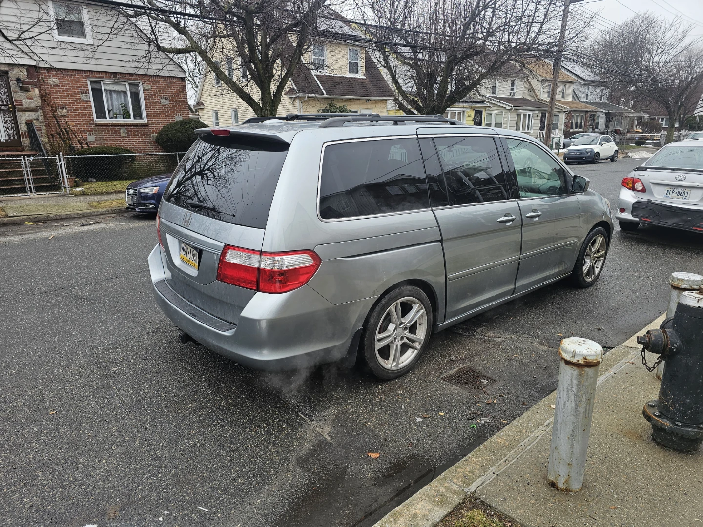 2007 Honda Odyssey Touring Silver - photo 2
