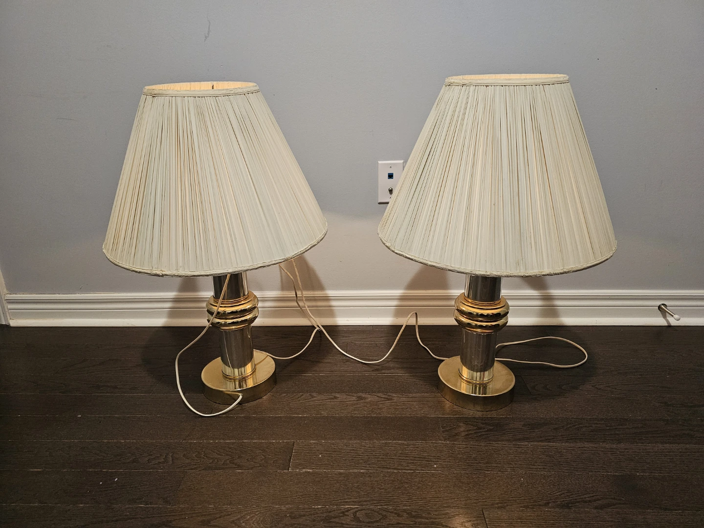Pair of Table Lamps - photo 2