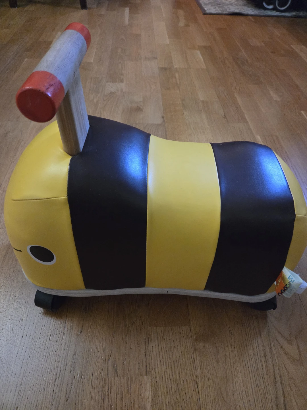 B. Bumblebee Ride-On Toy - photo 3