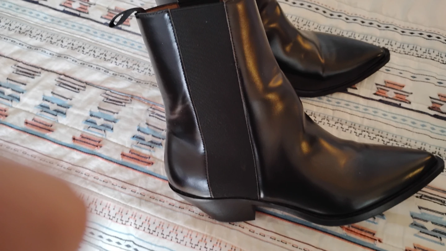 Black Pointed Toe Chelsea Boots - photo 3
