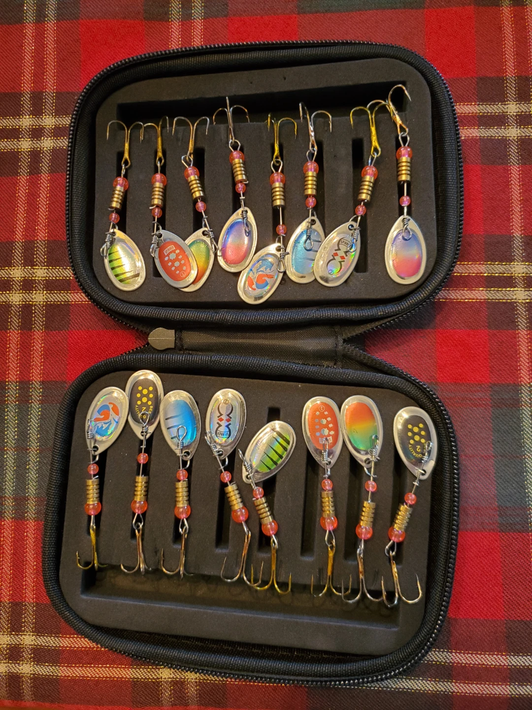 16 NEW FISHING LURES - photo 2