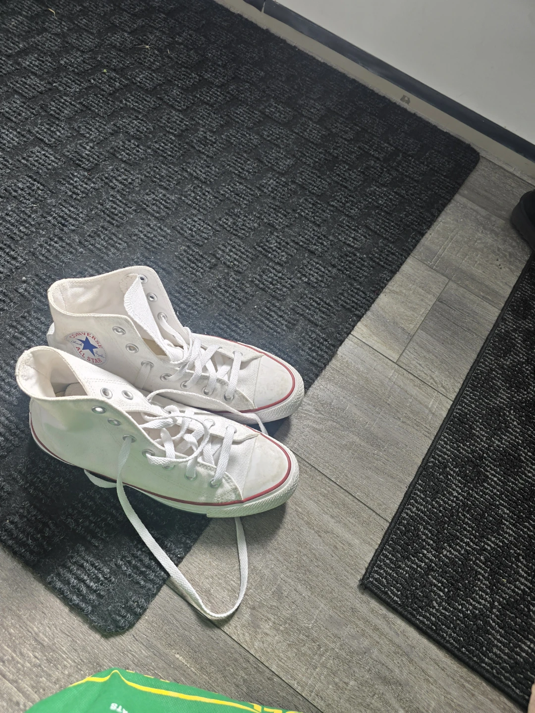 Converse Chuck Taylor All Star High Top Sneakers - White