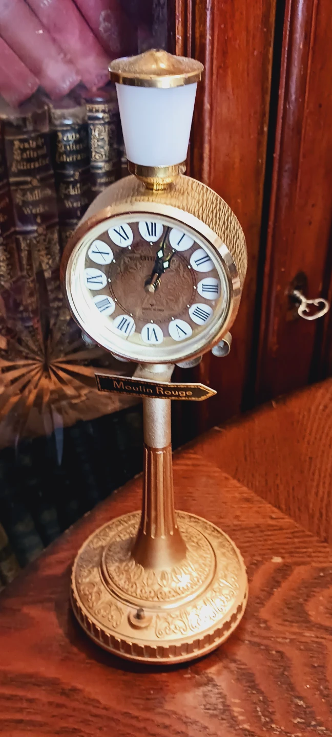 Citizen "Moulin Rouge"  Alarm Desk Clock  as is. - photo 3