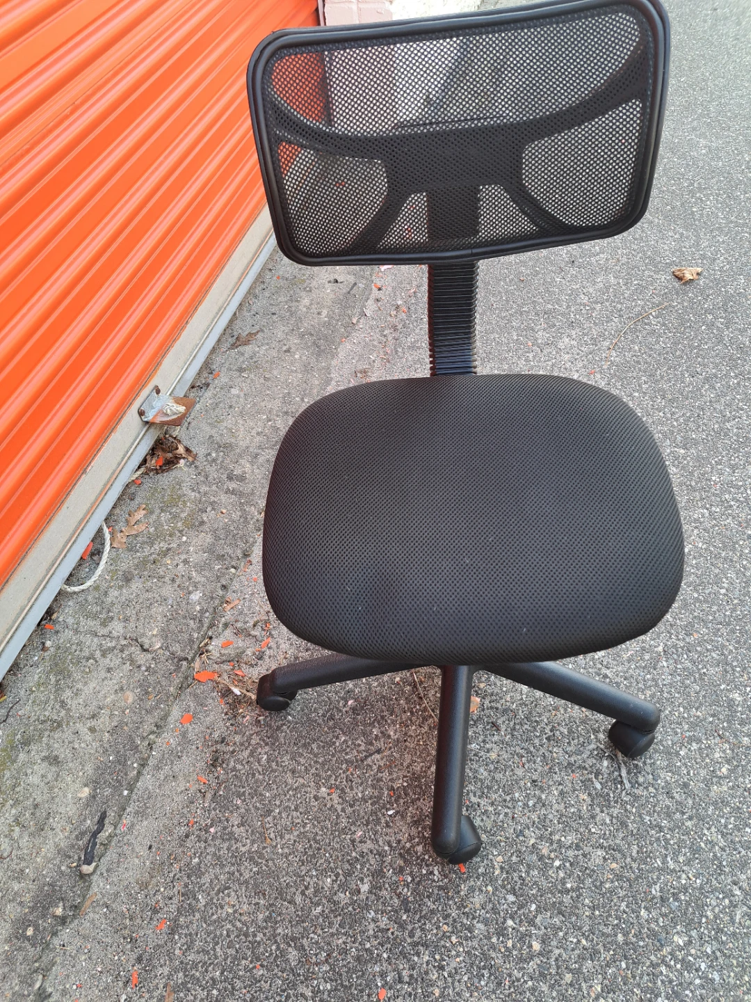 Black Mesh Back Office Chair
