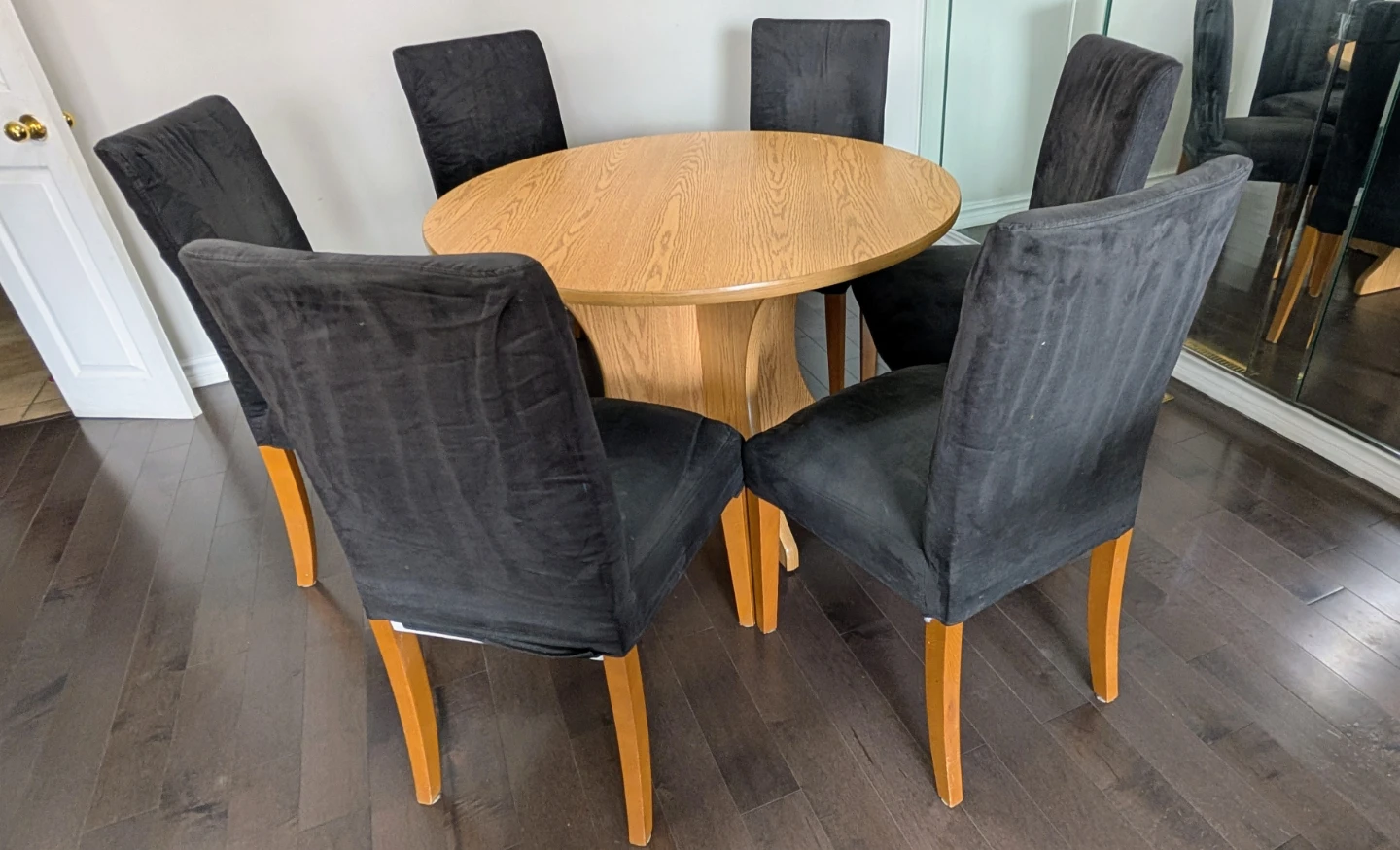 Round Oak Dining Table & 6pcs Chairs - photo 3