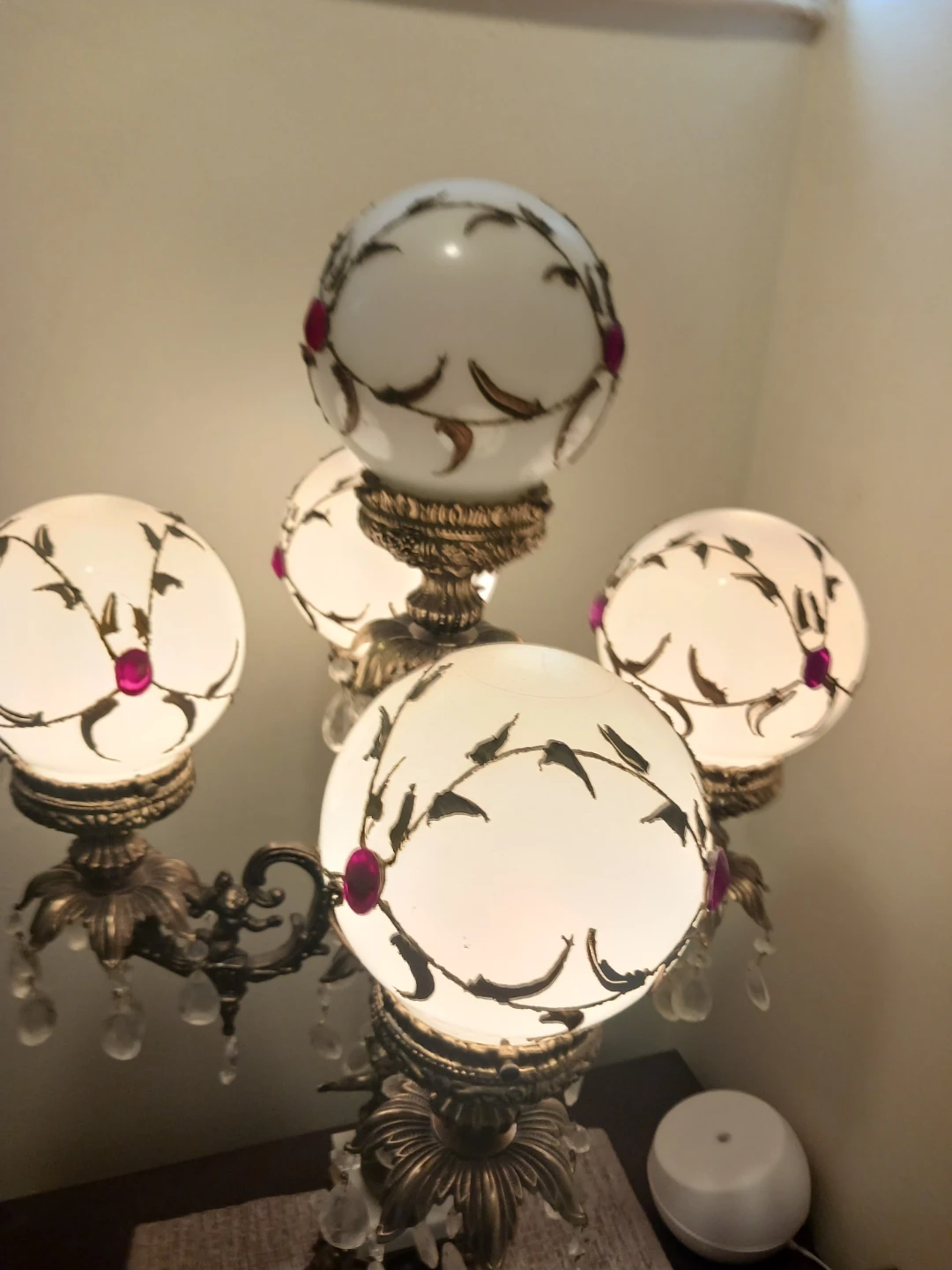 Pair of Vintage Ornate Table Lamp with Crystal Accents - photo 3