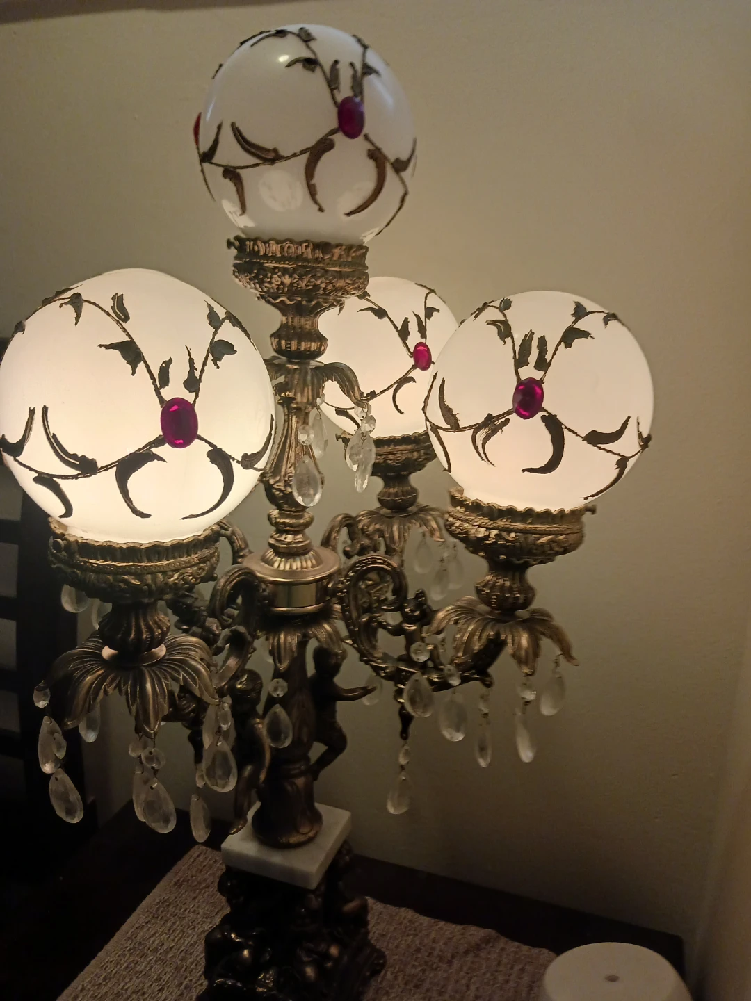 Pair of Vintage Ornate Table Lamp with Crystal Accents - photo 4