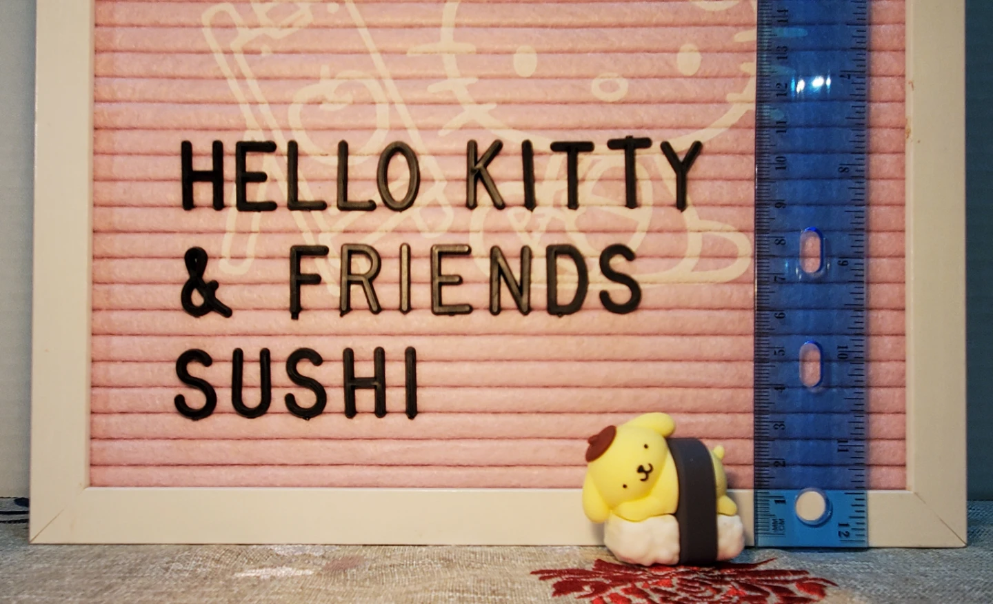 Hello Kitty & Friends Sushi Figure - Pompompurin