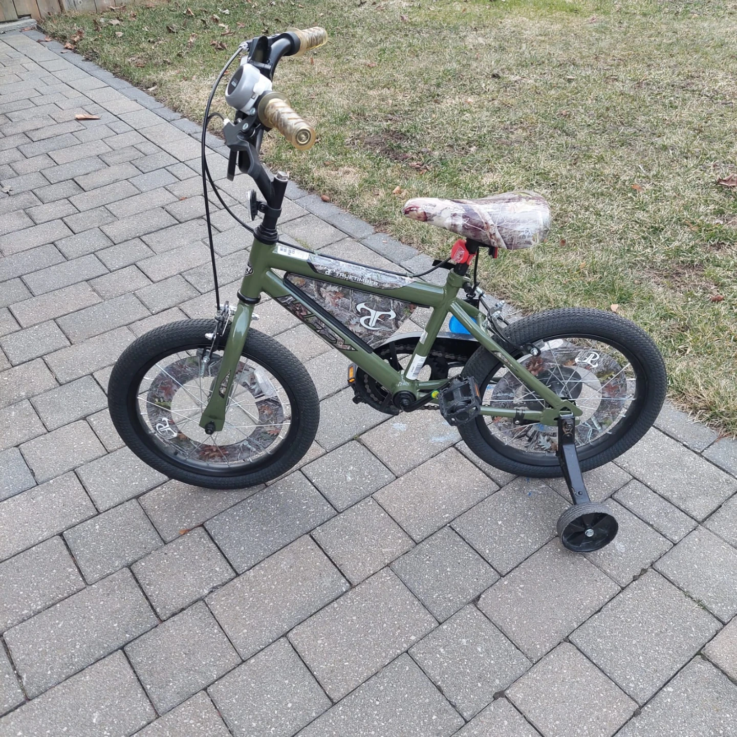 Kids' Bike with Training Wheels - photo 3