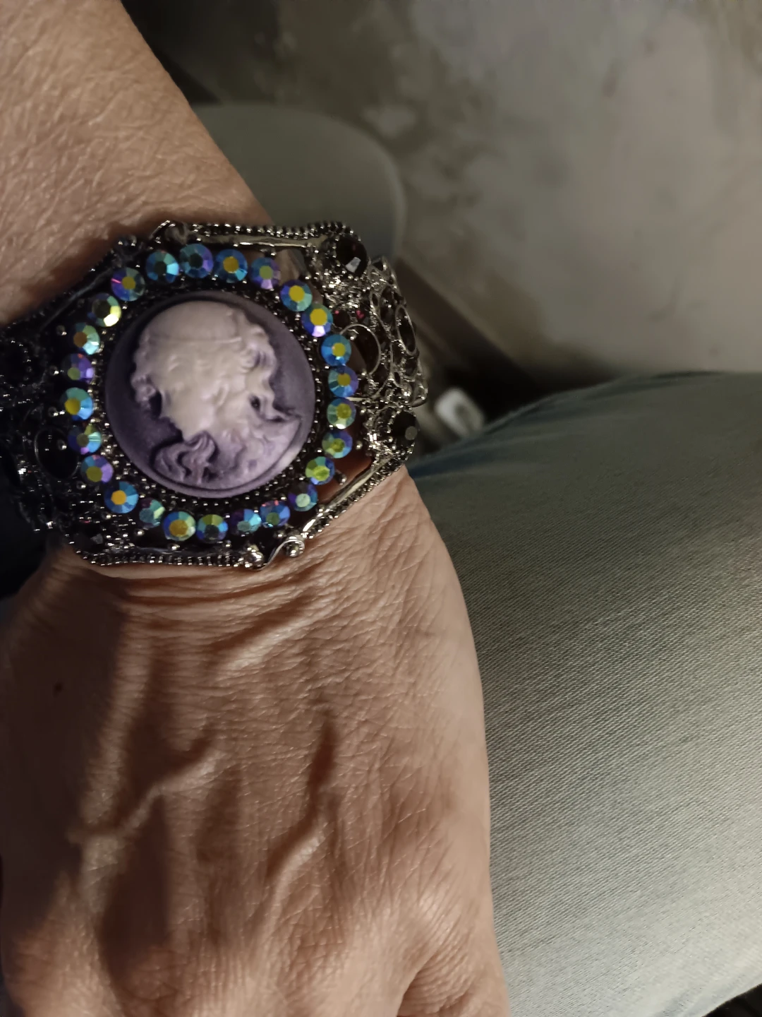 Cameo Bangle Bracelet with Rhinestones - photo 2
