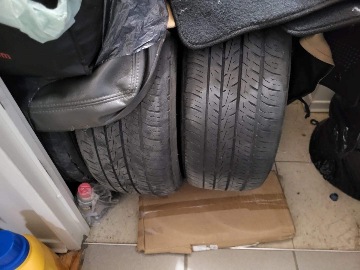 Toyo tires 205/55/R16 all season with rims x4 - photo 4