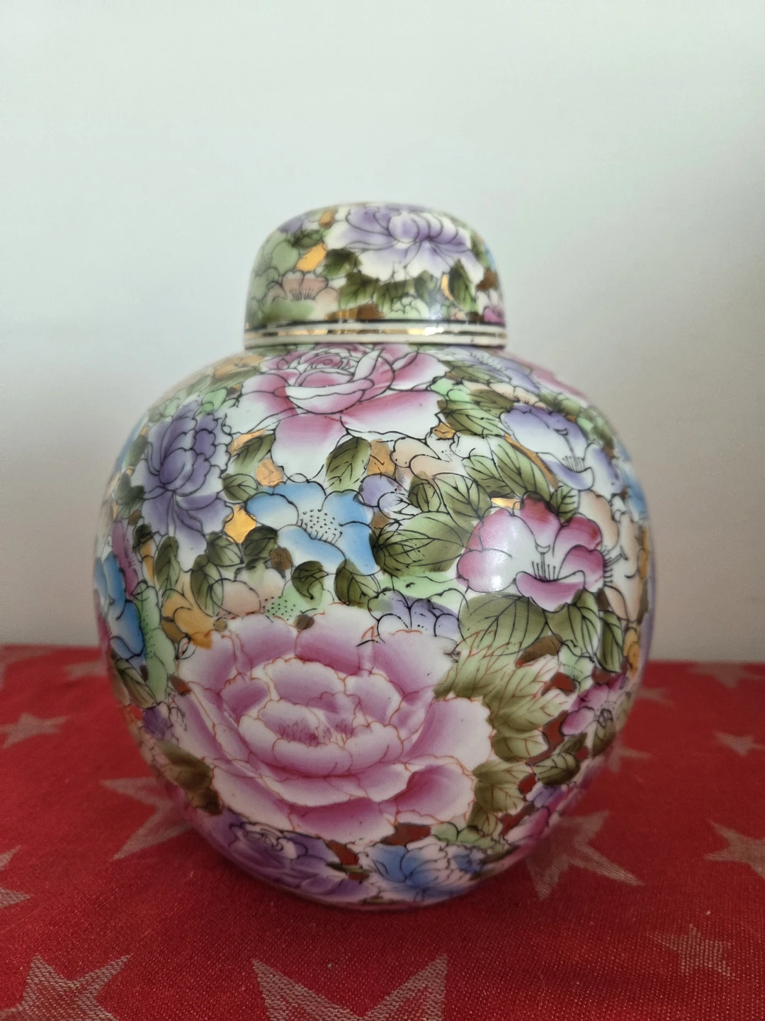 Vintage Chinese Porcelain Thousand Flowers Large Covered Jar - photo 2