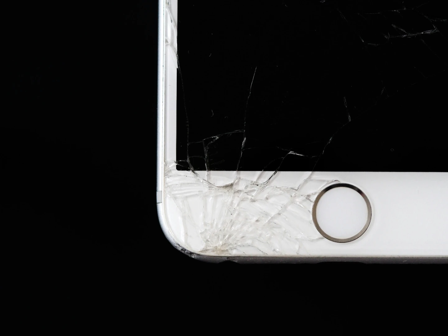 MOBILE PHONE REPAIR – MORDEN/WINKLER - photo 2