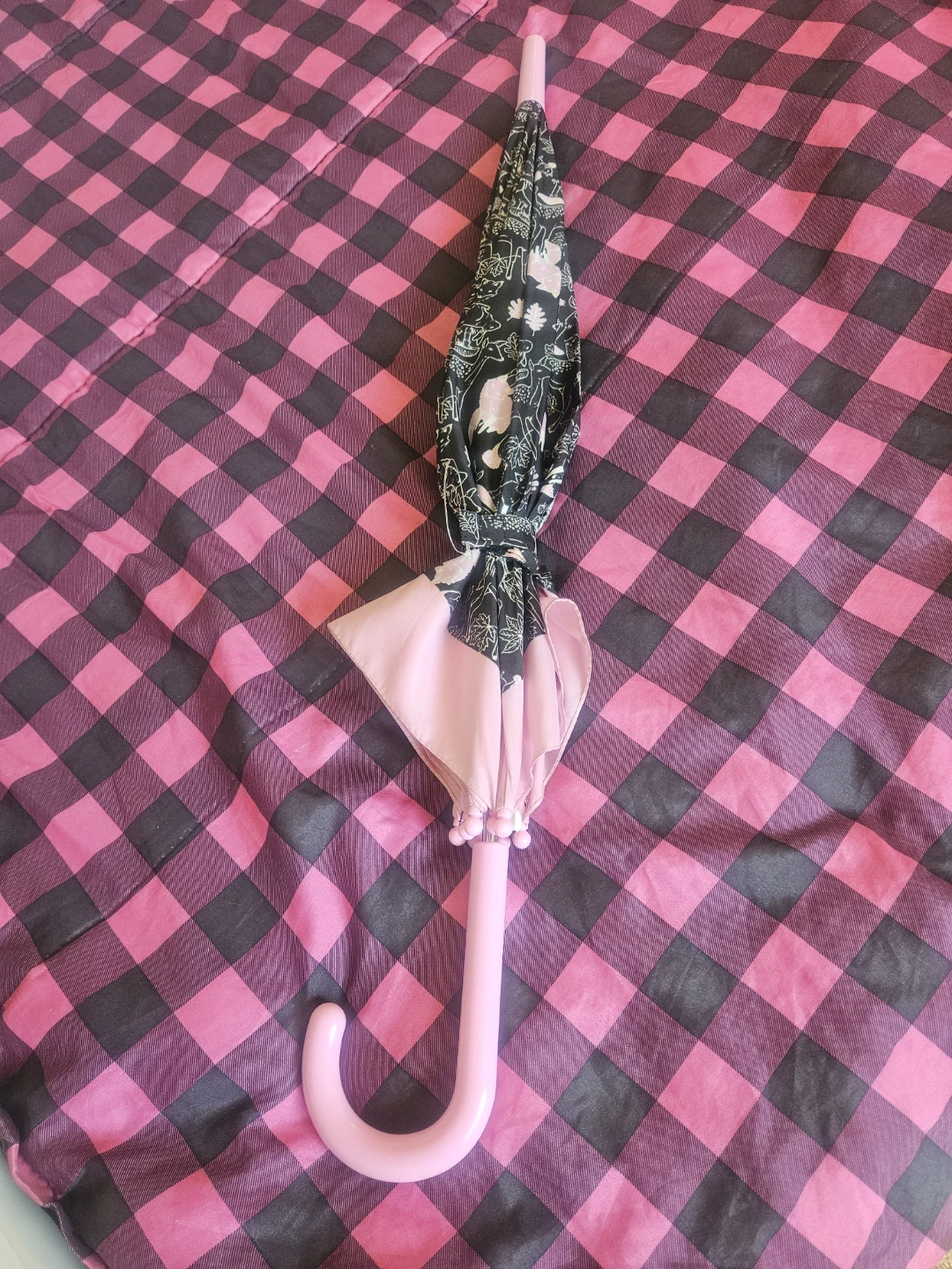 Pink and Black Patterned Umbrella - photo 2