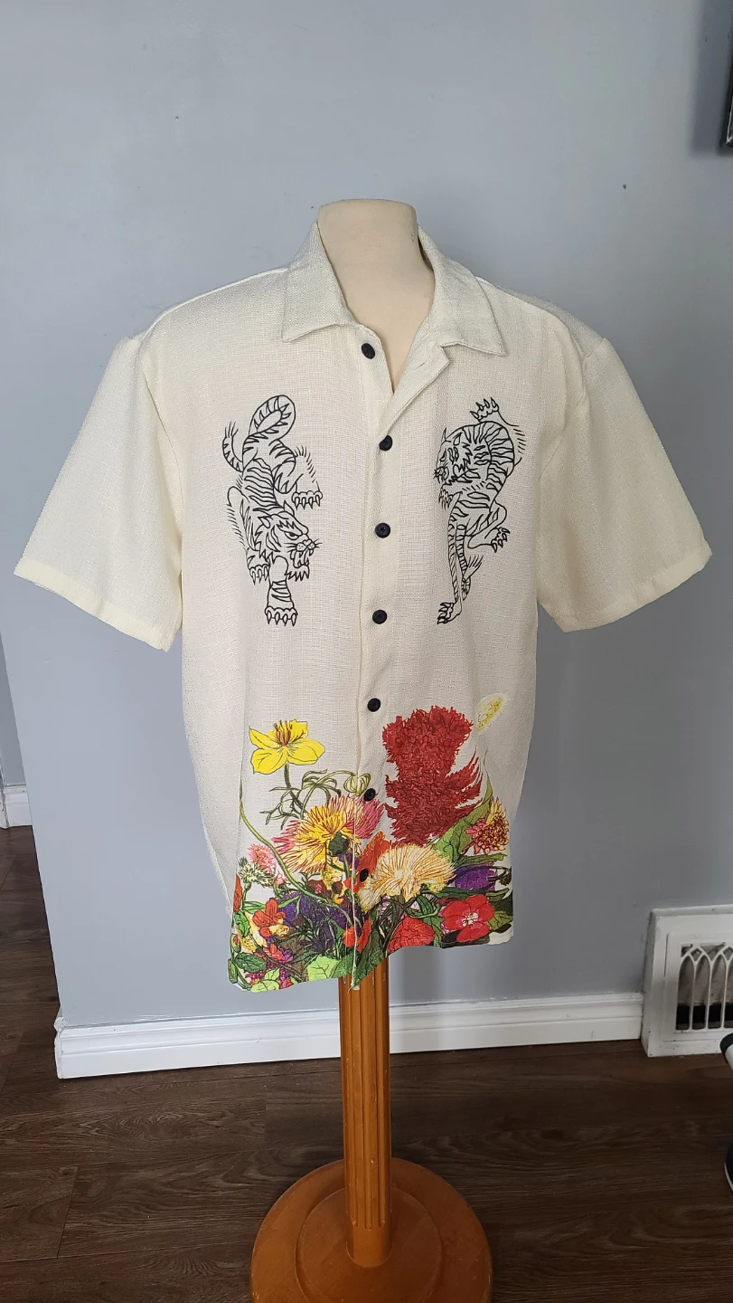 Assorted Men's Short Sleeve Button-Up Shirts (Large) 🏆 - photo 2