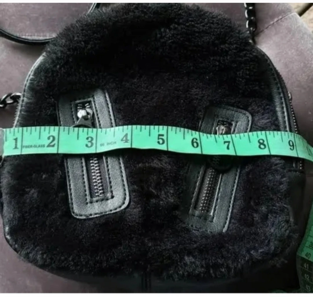 Madden Girl Black Faux Fur & Leather Round Crossbody Bag - photo 3