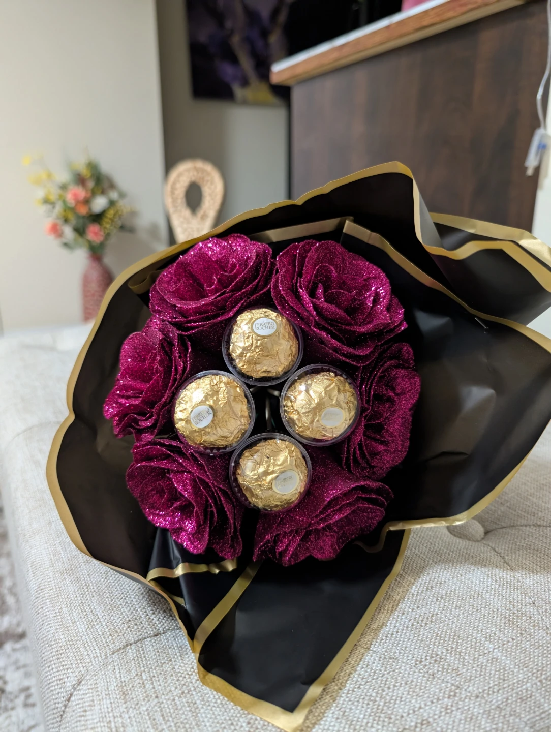NUSH Ferrero Rocher Chocolate & Glitter Rose Bouquet - photo 4