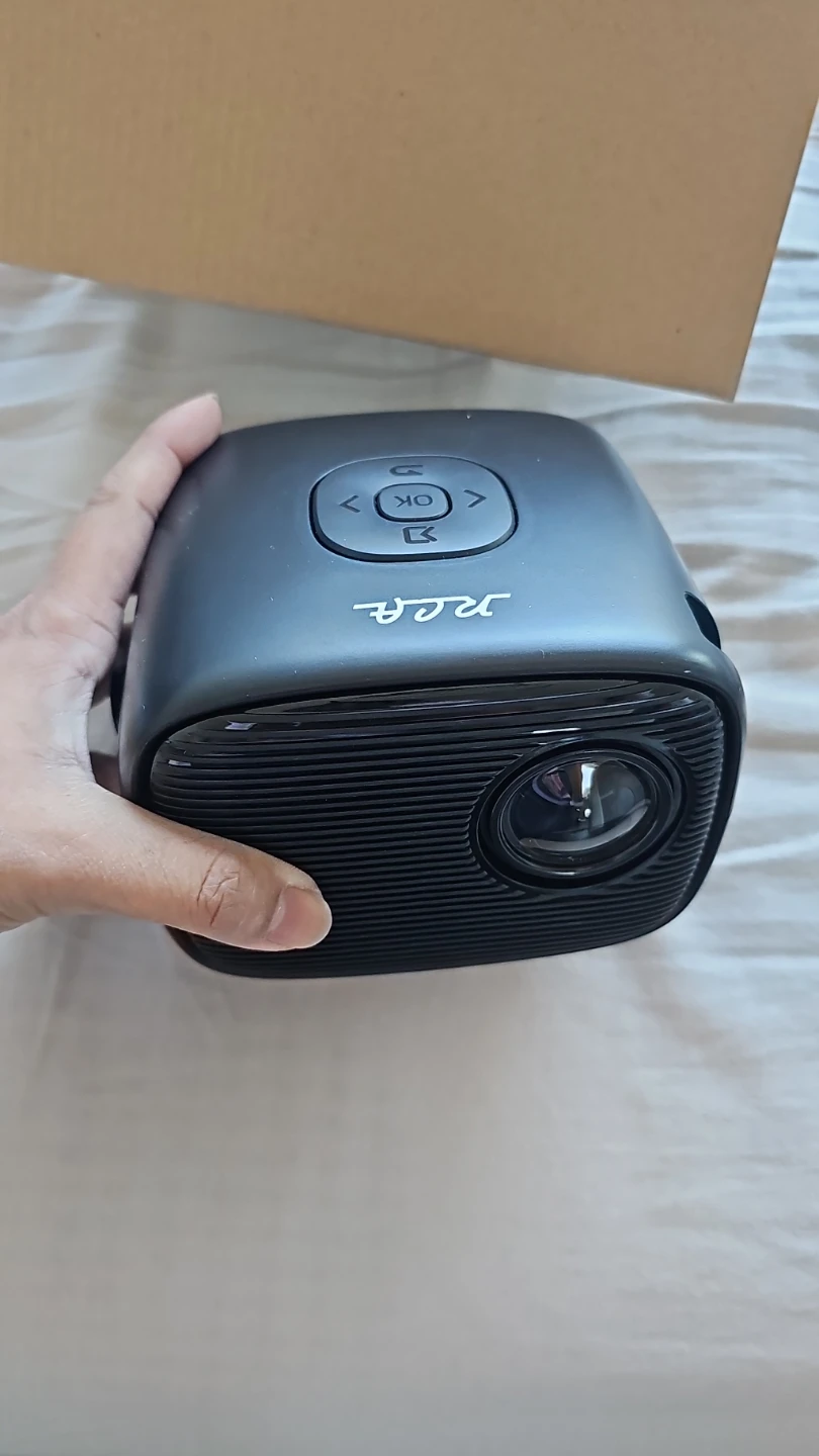 RCA Mini Portable Home Theater Projector - photo 2