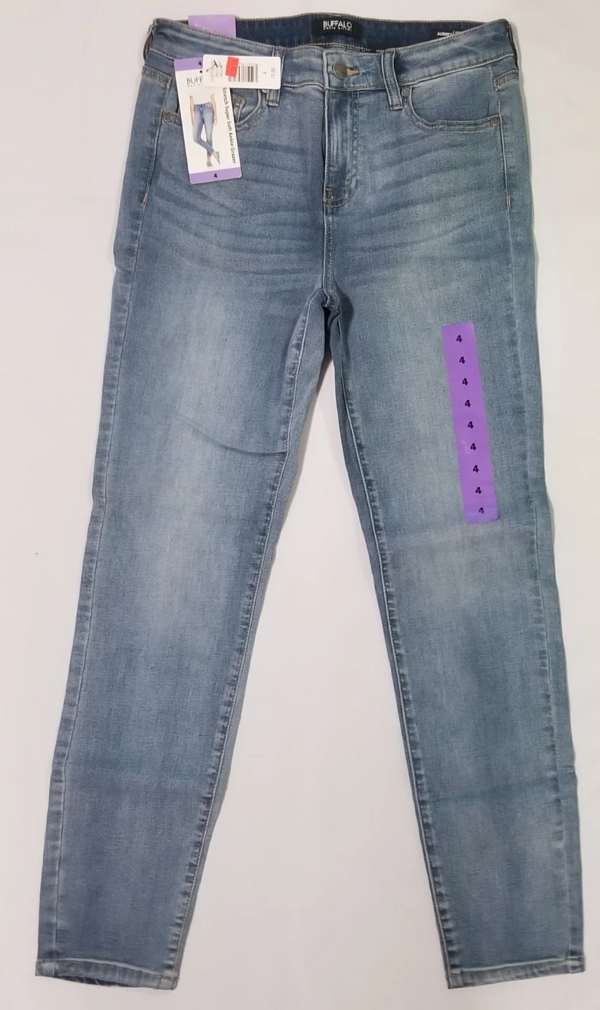 Brand new Women's High Rise Stretch Super Soft Ankle Grazer