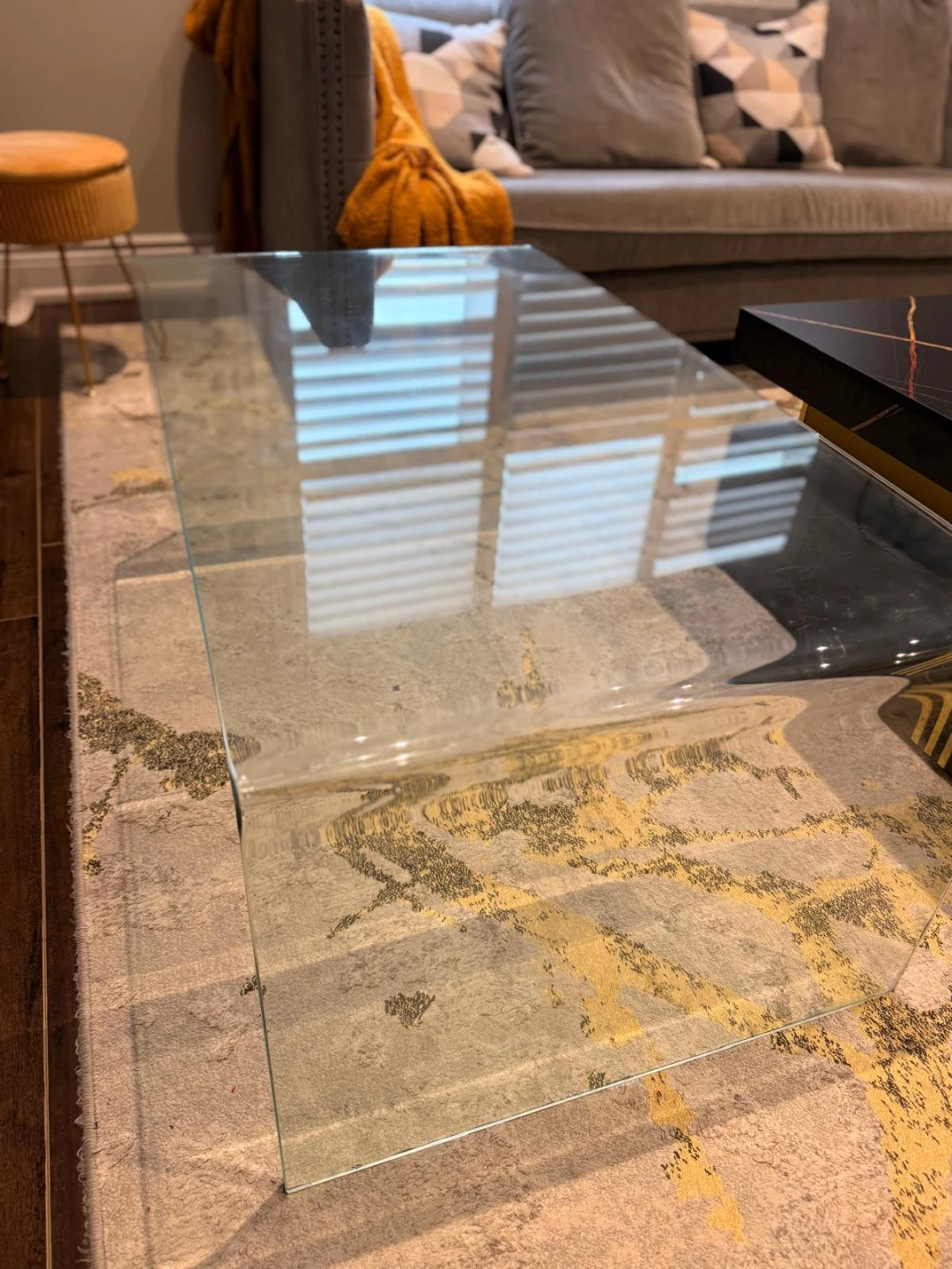Clear Glass Coffee Table - photo 2