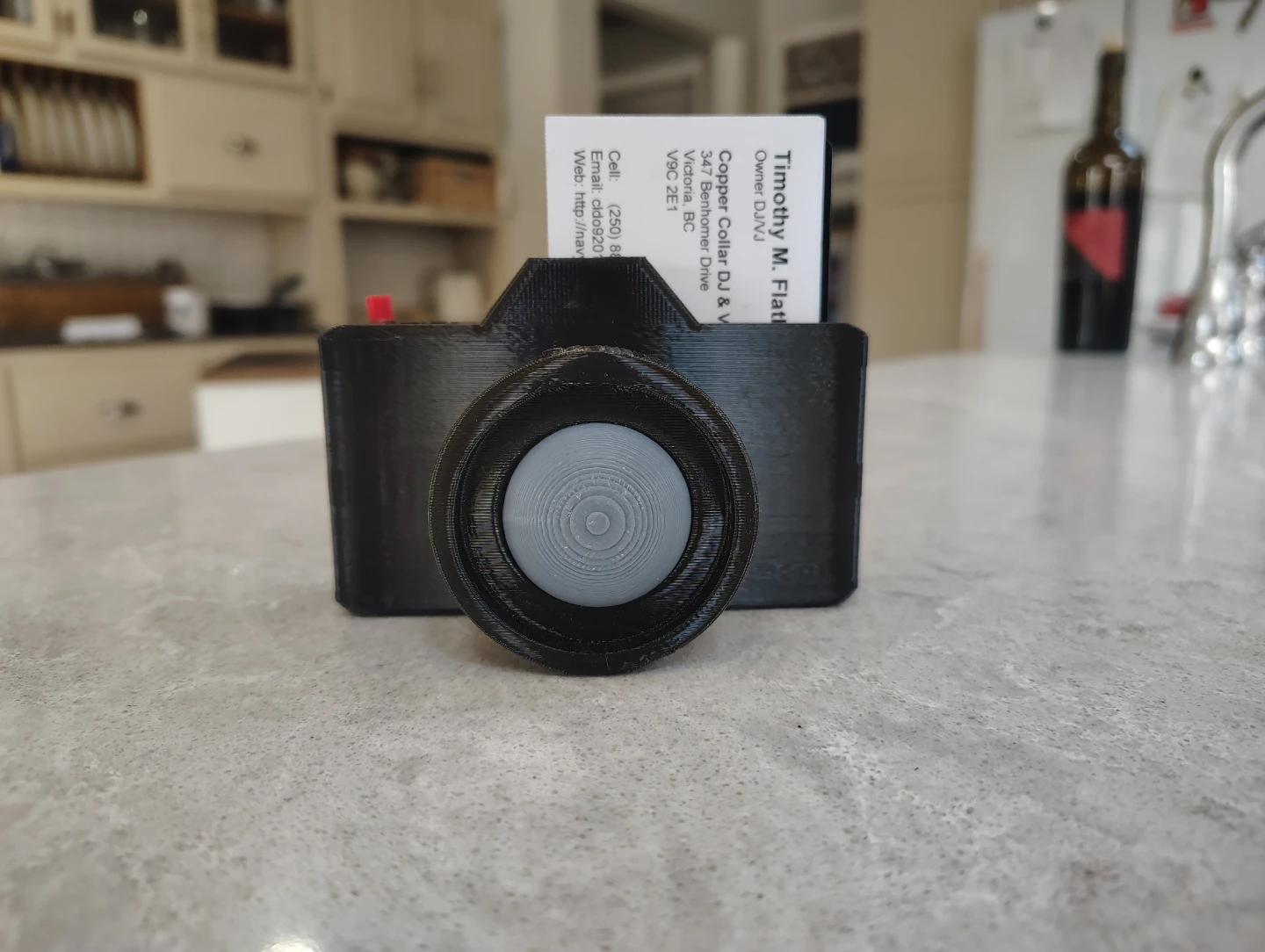 Camera Shaped Business Card Holder - photo 5