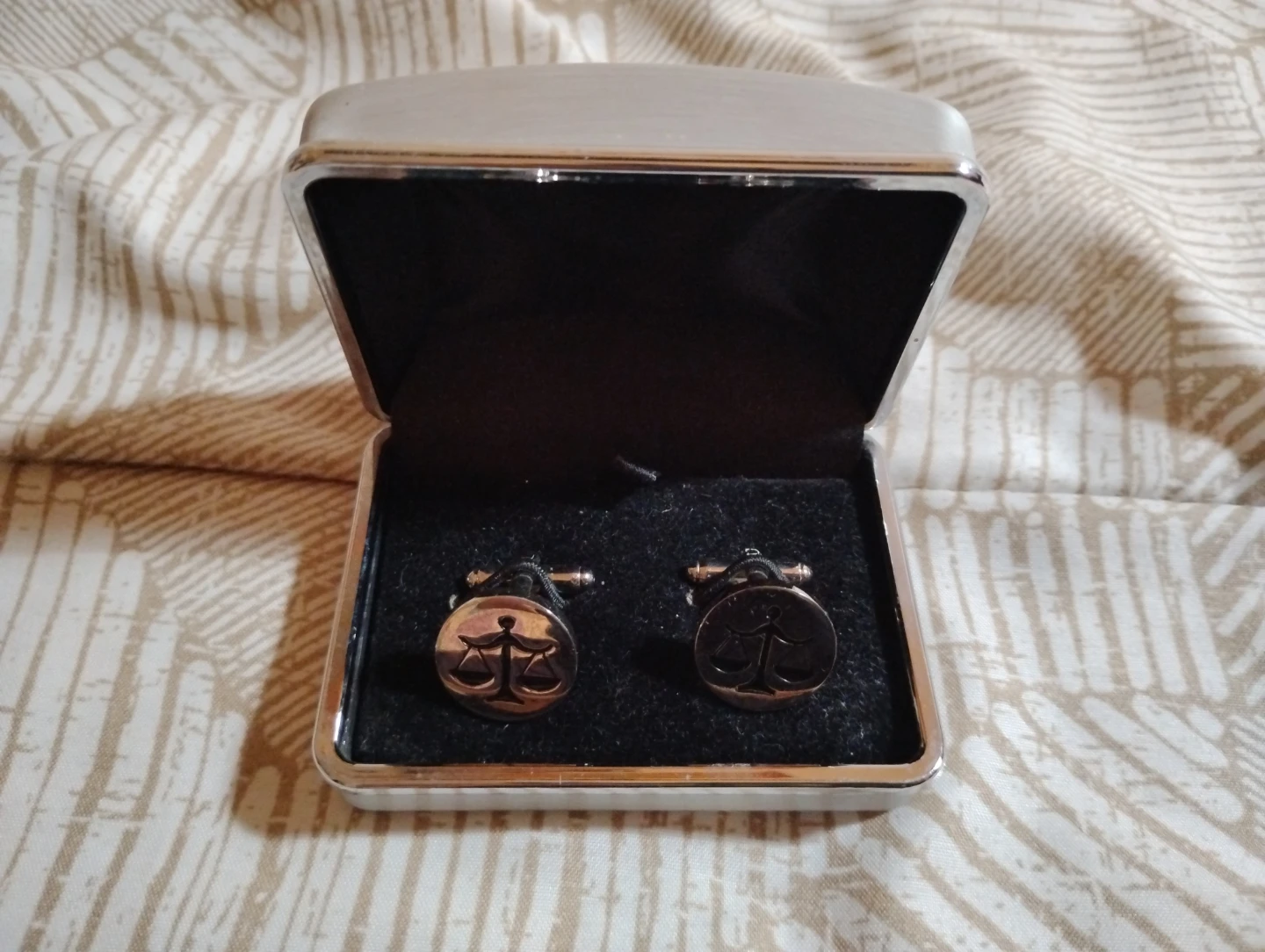 Scale of Justice Cufflinks in Presentation Box
