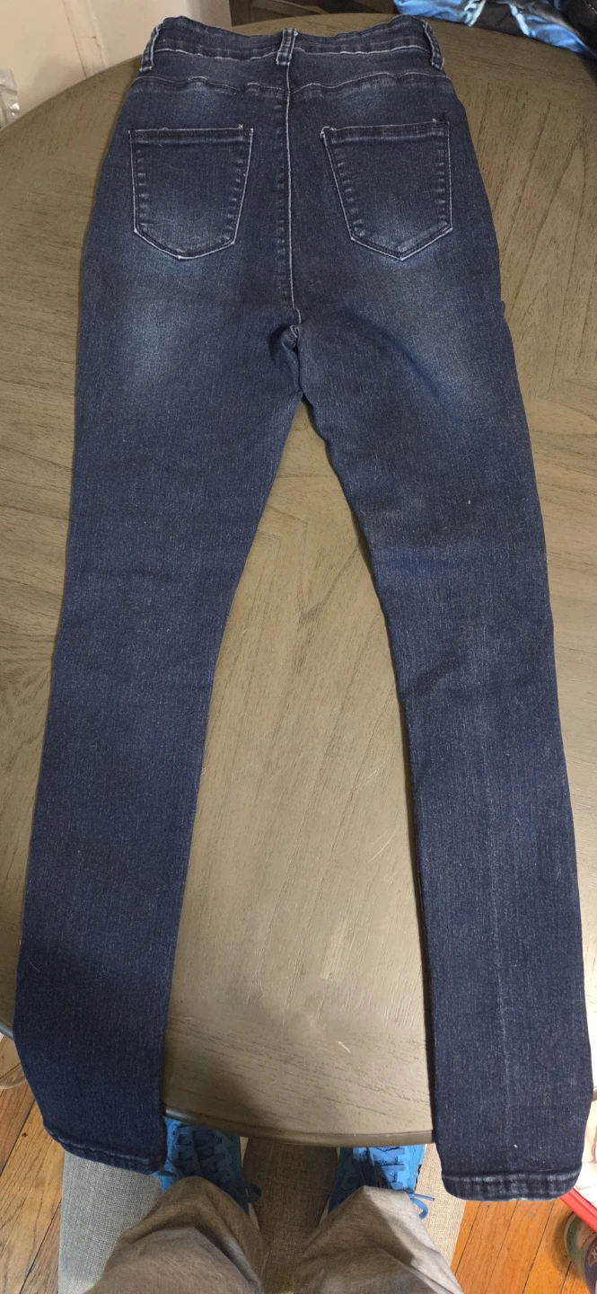 U.W.J Distressed Skinny Jeans Size 9/10 - photo 2