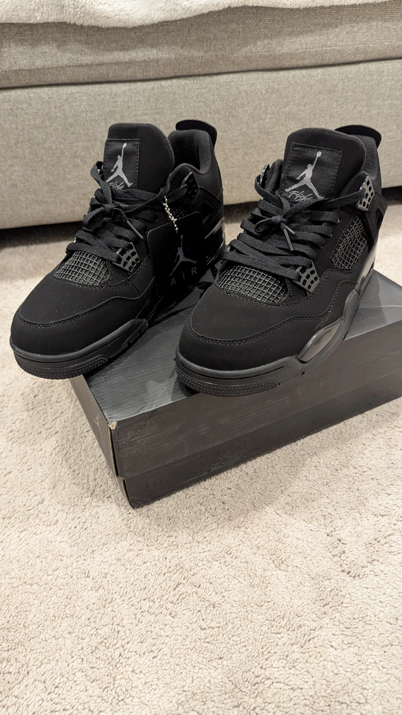 Air Jordan 4 Retro Black Cat