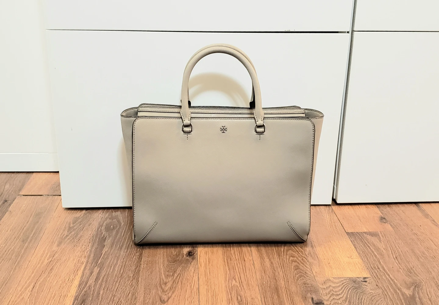 Tory Burch Grey Leather Tote Bag - photo 3