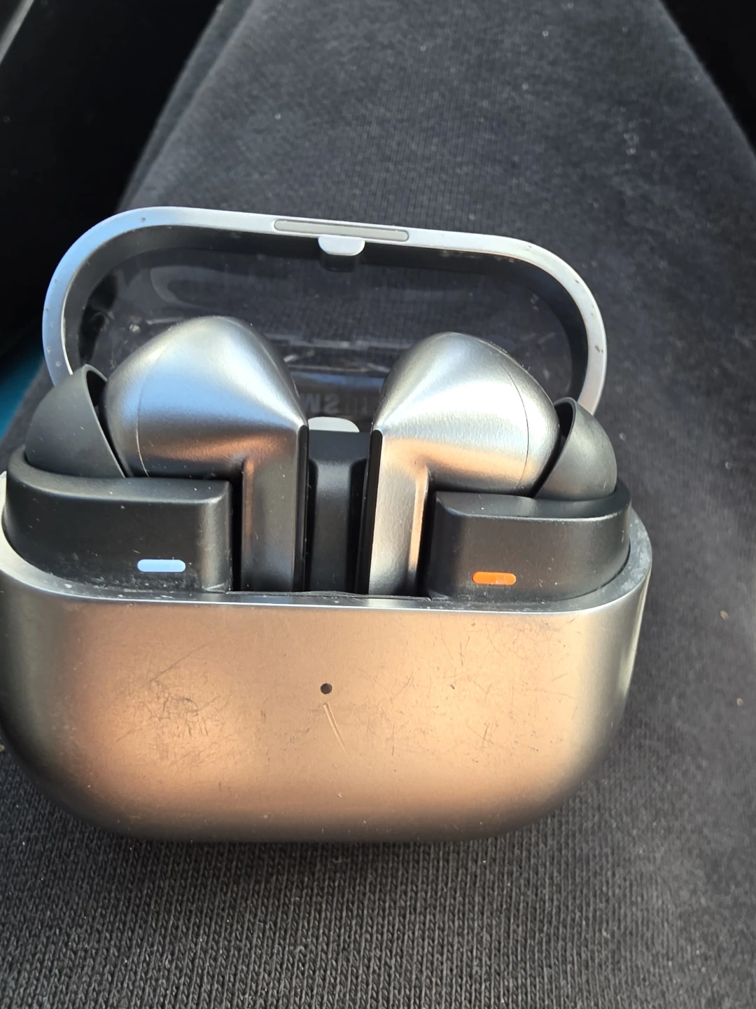 Samsung buds 3 pro Wireless Earbuds with Charging Case - photo 2