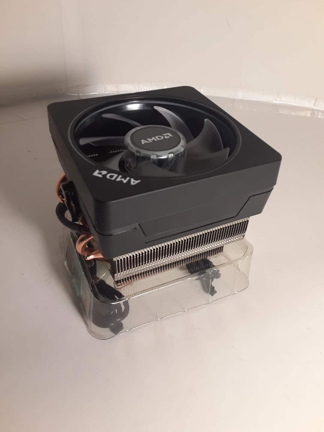AMD Wraith Prism LED RGB CPU Cooler
