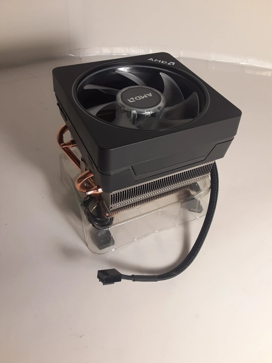 AMD Wraith Prism LED RGB CPU Cooler - photo 3