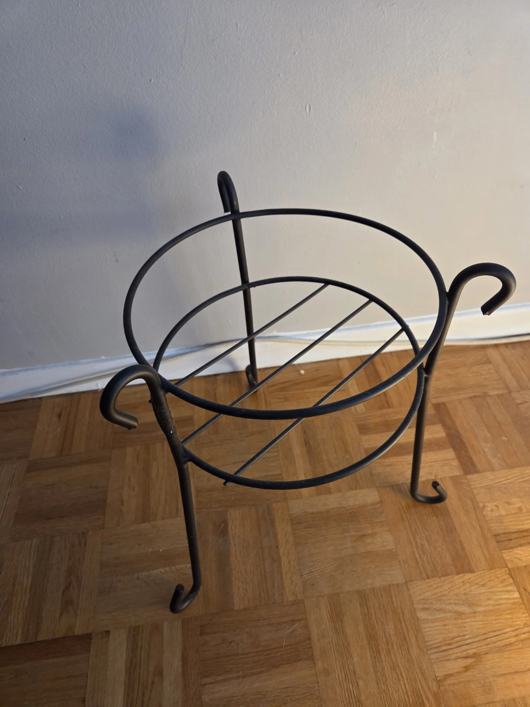 Plant stands - photo 4