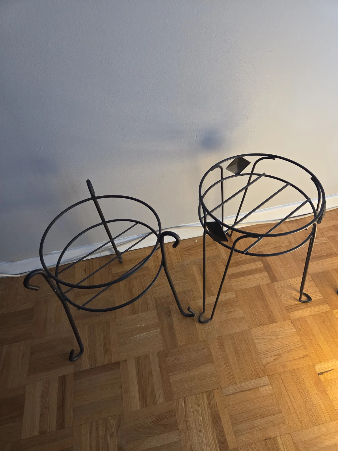 Plant stands - photo 5