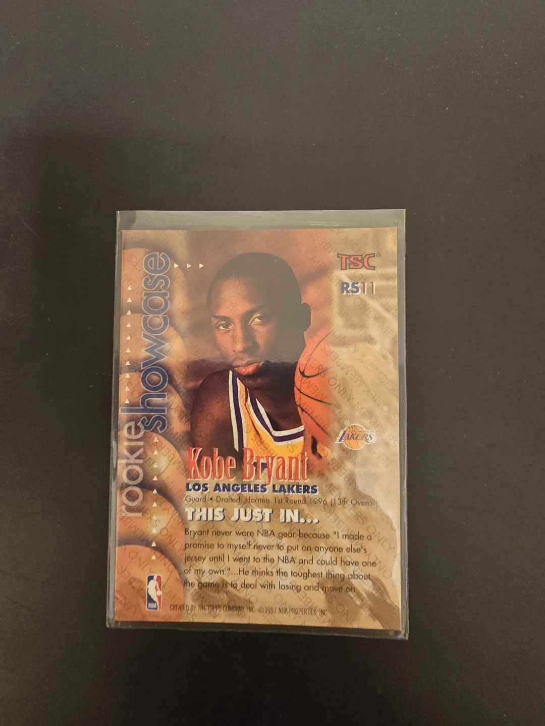 1996 STADIUM CLUB ROOKIE SHOWCASE  Kobe Bryant Basketball Card - photo 2